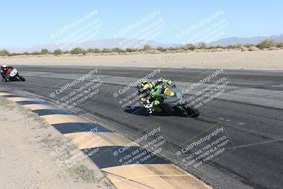 media/Dec-01-2025-Moto Forza (Mon) [[2daa91e15f]]/1-Advanced Group/Session 4 (Turn 10 Inside)/